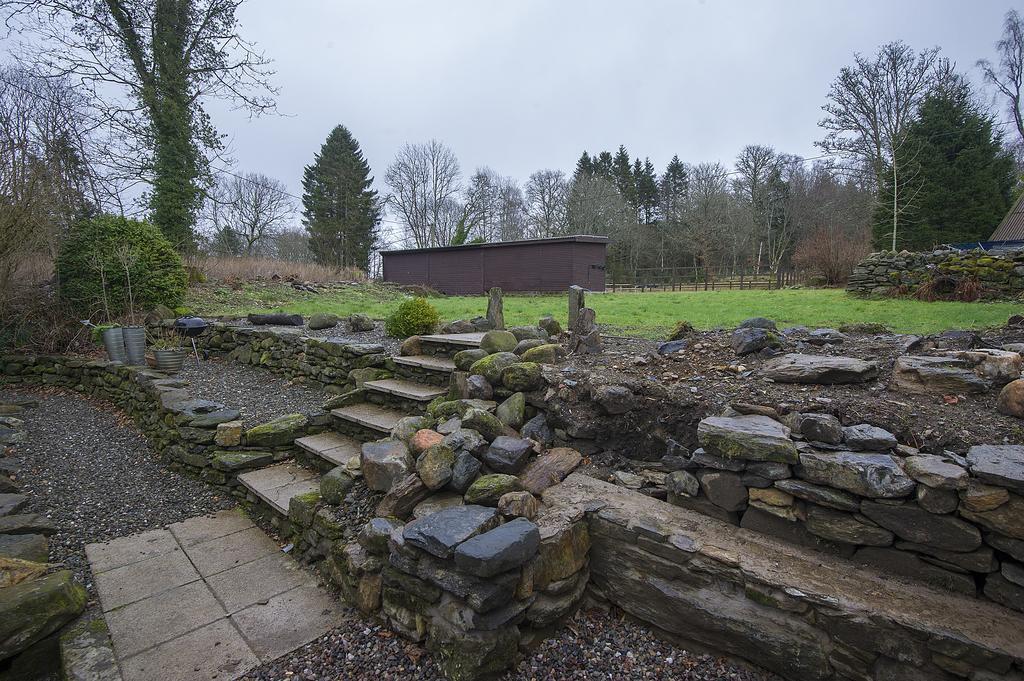 The Falls Of Dochart Inn Killin Exterior foto